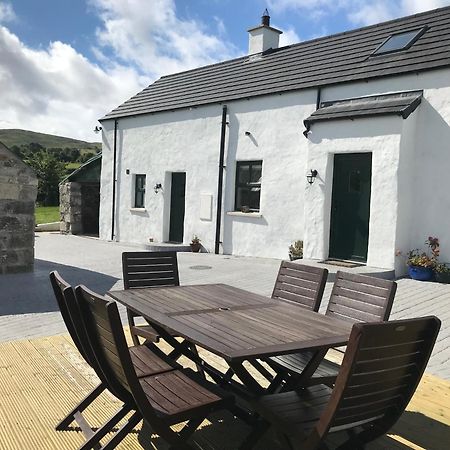 Mournes Family Cottage With Hot Tub Hilltown Kültér fotó