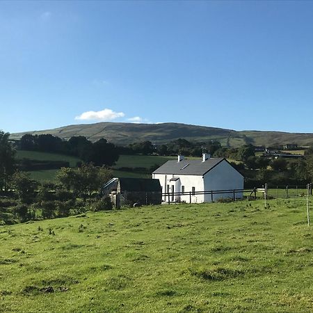 Mournes Family Cottage With Hot Tub Hilltown Kültér fotó